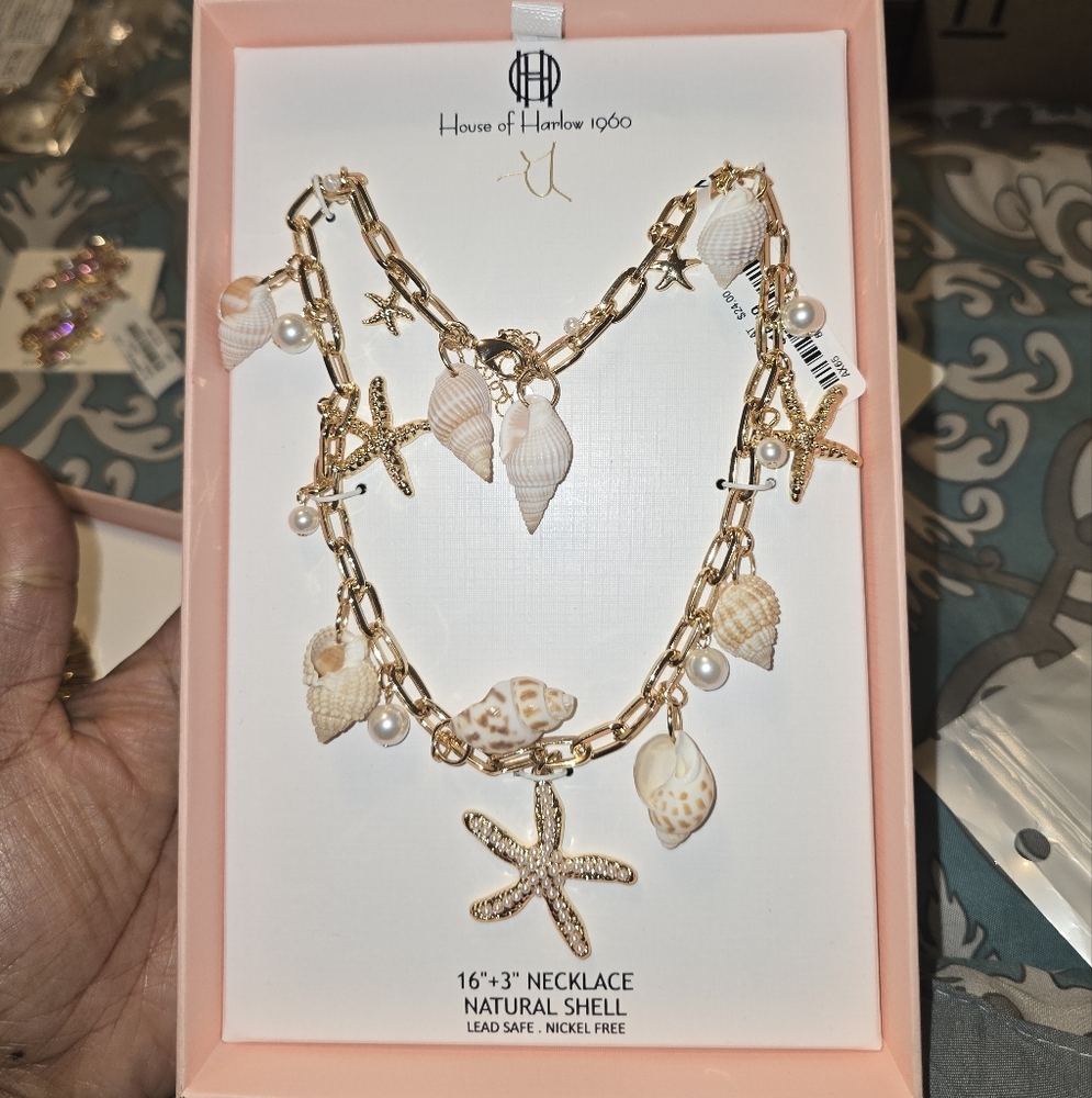 House of Harlow 1960 Gold and Cream Shell Necklace